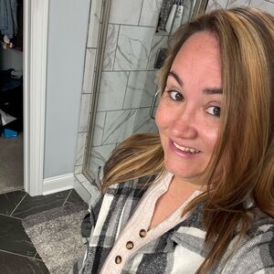 Meet your Posher, Anne